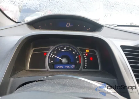 2010 Honda Civic Lx z USA, uszkodzony, nr VIN 2HGFG1B60AH510053